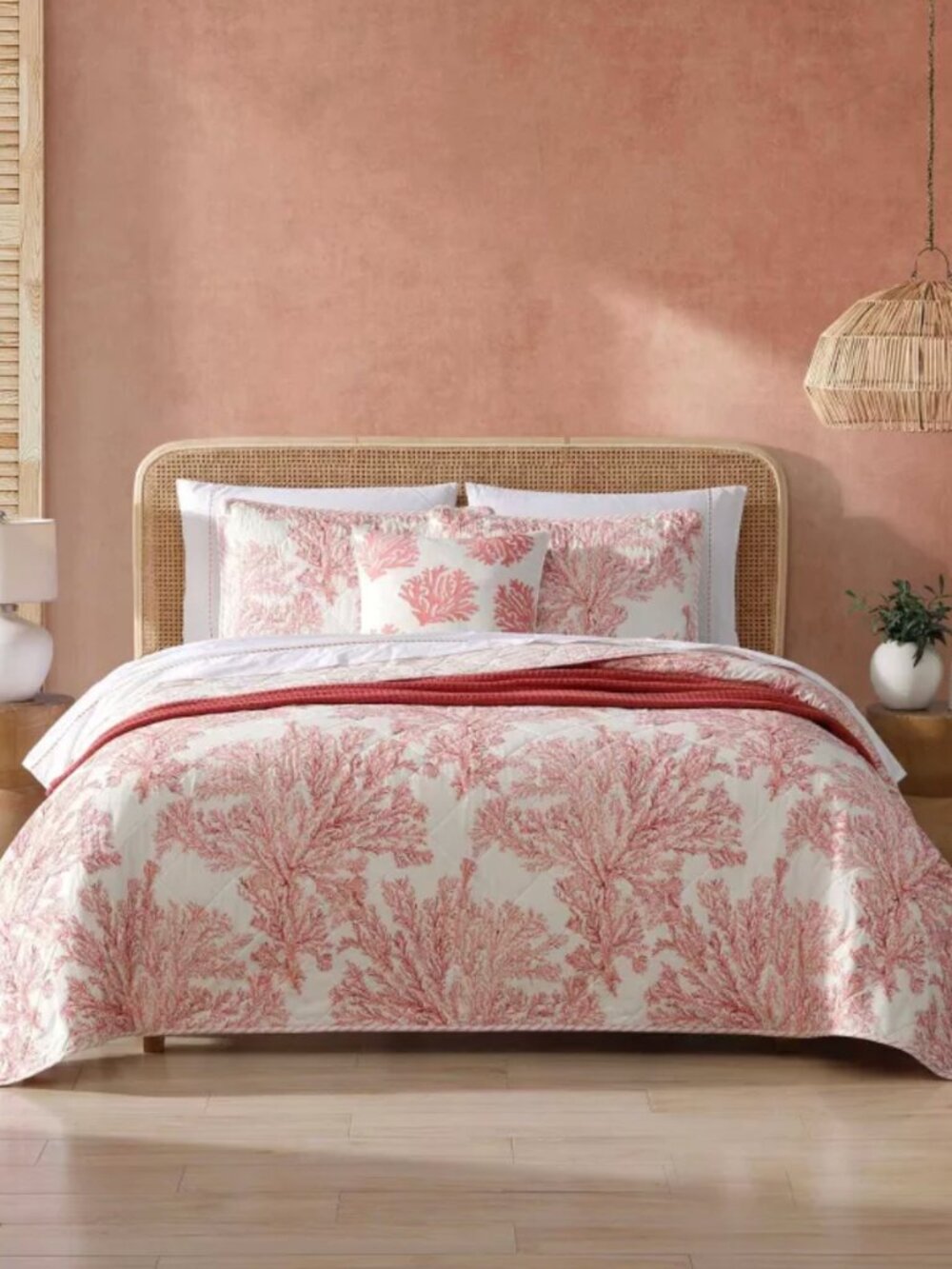 NWT Tommy Bahama Coral Garden Quilt Set Full/Queen